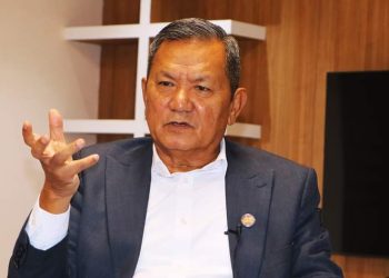 सञ्चारमन्त्री गुरुङलाई बर्खास्त गर्न माग