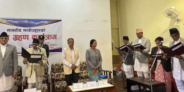 गण्डकी प्रदेश : एमालेका ४ मन्त्रीले लिए शपथ