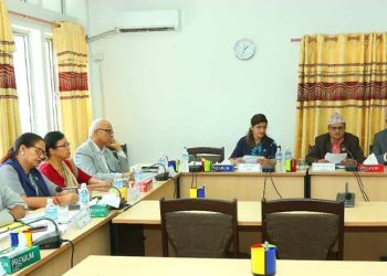 सहकारी छानबिन समिति : अर्थमन्त्री पौडेल र गभर्नर अधिकारीबिच छलफल