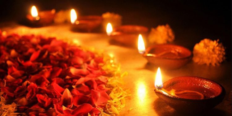 हिन्दूहरूको दोस्रो ठूलो चाड तिहार आज विधिवत् रूपमा आरम्भ हुँदै