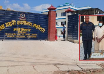 महोत्तरी : १२ लाख रुपैयाँसहित एकजना पक्राउ