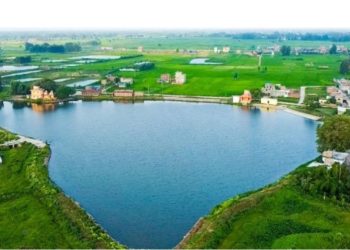 दुधमति पोखरीको ऐनामा महेन्द्रनगर