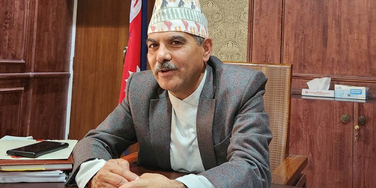 पूर्वमुख्यसचिव डा.वैकुण्ठ अर्यालले दिए राजीनामा