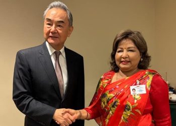 चिनियाँ विदेशमन्त्री वाङलाई मन्त्री राणा देउवाले दिए नेपाल भ्रमणको निम्तो