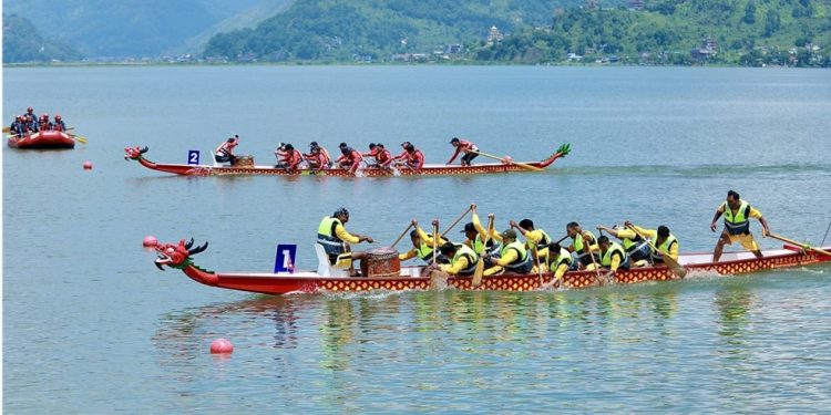फेवातालमा ‘ड्रागन बोट’ रेस