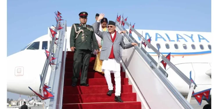 चीनको चार दिने भ्रमण सकेर प्रधानमन्त्री ओली स्वदेश फिर्ता