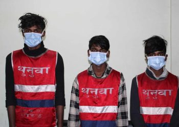 सामूहिक बलात्कारको आरोपमा तीन जना पक्राउ
