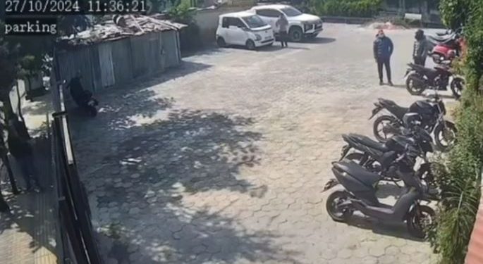 व्यवसायीमाथि आक्रमण दुईजना भारतबाट पक्राउ