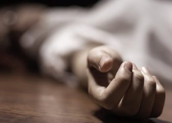 महोत्तरीमा अर्धनग्न अवस्थामा भेटियो युवकको शव