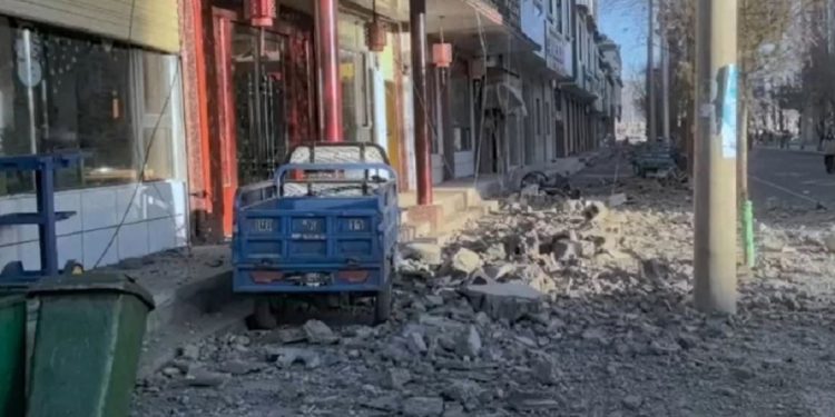 चिनमा भूकम्पले मृतकको संख्या ५३ र ६२ घाइते