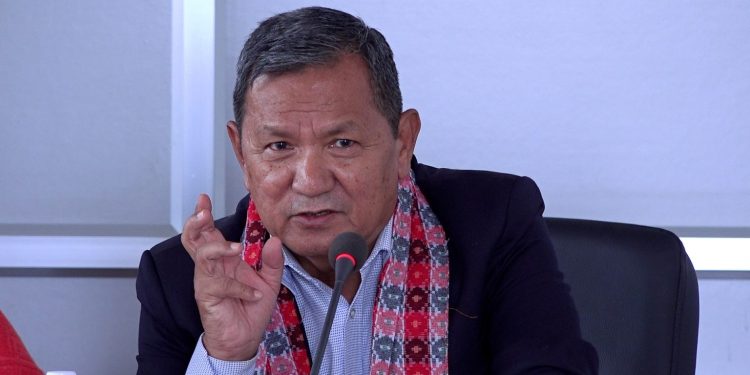 सामाजिक सञ्जाल दर्ता हुन नआए प्रतिबन्ध लगाउँछौँ ; मन्त्री गुरुङल