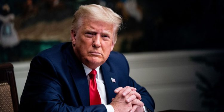 ट्रम्पले शिक्षा मन्त्रालय खारेज गर्ने कार्यकारी आदेशमा हस्ताक्षर