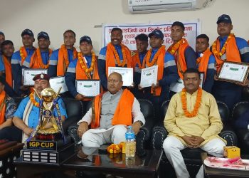 प्रथम आइजिपी कप : मुख्यमन्त्रीद्वारा खेलाडीलाई सम्मान 