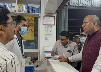 मुख्यमन्त्री सिँहको अनुगमन, बिरामी छाडेर अस्पतालका सञ्चालक र चिकित्सक फरार