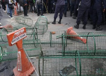 बानेश्वरमा प्रदर्शनकारीको झडपको क्रममा डिएसपी घाइते