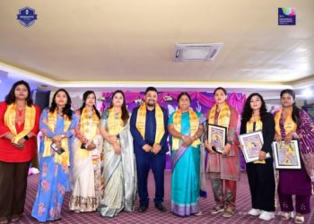 जनकपुरमा मेनाष्टिक कलेजले मनाए महिला दिवस : महिला पत्रकारलाई सम्मान