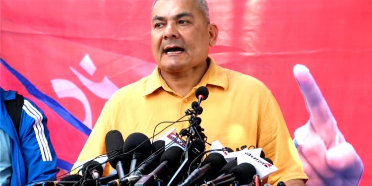 ट्रकबाट बरामद २५ करोड विदेशी रकम माओवादीको हो : दुर्गा प्रसाईं