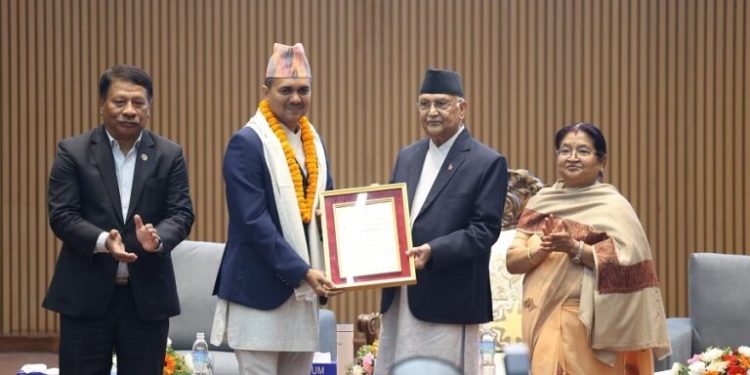 प्रधानमन्त्री राष्ट्रिय प्रतिभा पुरस्कार प्रदान