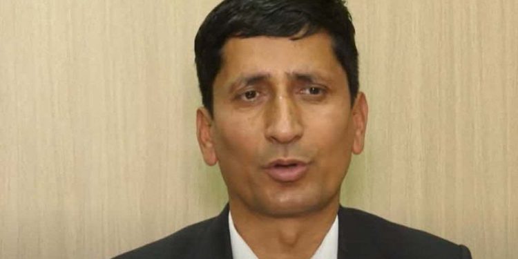 स्वास्थ्य बीमा बोर्डका निर्देशकमा डा. काफ्ले नियुक्त