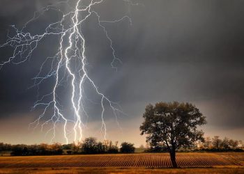 सिरहामा चट्याङले एक जनाको मृत्यु