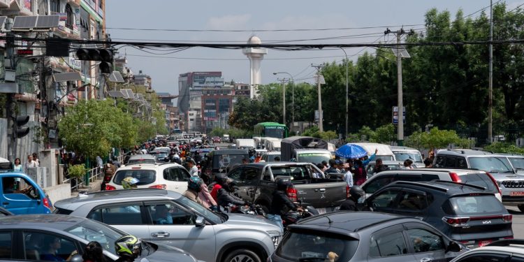 काठमाडौंको ट्राफिक अस्तव्यस्त