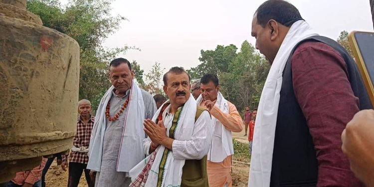 बटेश्वर गाउंपालिकामा पावर ड्रिल ट्युवेलको शिलान्यास