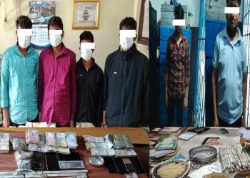 काठमाडौँबाट दुई करोडको सुन–चाँदीसहित ९ जना भारतीय नागरिक पक्राउ