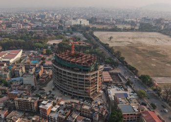 काठमाडौँ महानगरपालिकाले काठमाडौँ भ्युटावर अलपत्र