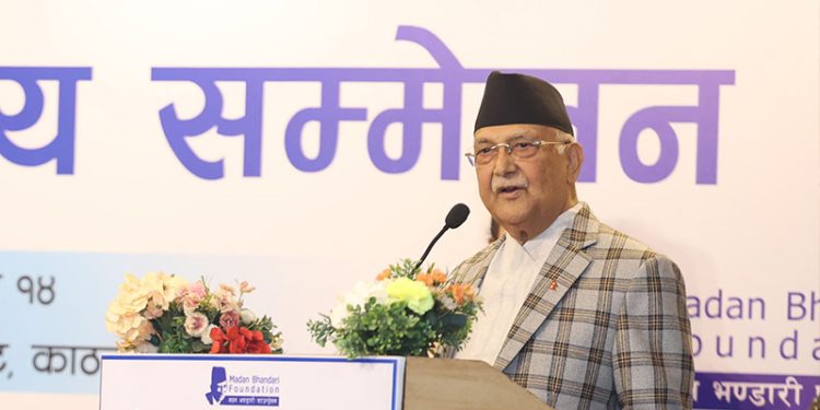 ‘बेडरुम’सम्म विचौलिया पुग्छन् भन्ने प्रमाणित गर्नुस : प्रधानमन्त्री ओली