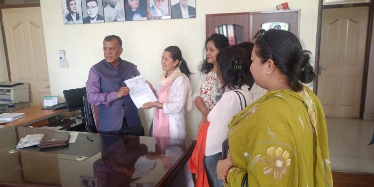 नेपाल महिला संघका २० केन्द्रीय सदस्यहरुले दिए सामूहिक राजीनामा