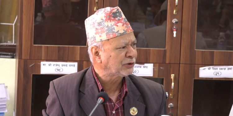 प्रधानमन्त्री ओलीले शिक्षा मन्त्रीका जिम्मेवारी रघुजी पन्तलाई शपतग्रहणको तयारी
