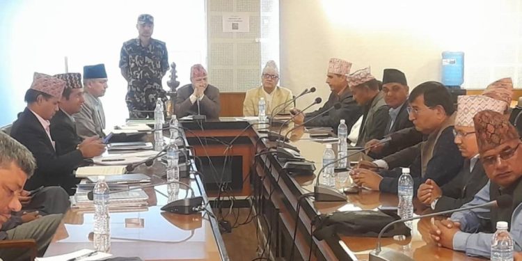 शिक्षक र सरकारबीचको वार्ता निष्कर्षविहीन