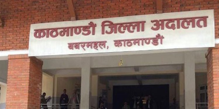 एक जना हत्कडीसहित जिल्ला अदालतबाट फरार