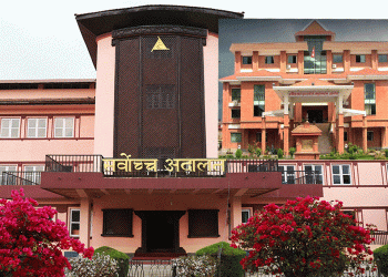 सार्वजनिक यातायात हड्तालविरूद्ध सर्वोच्चमा रिट