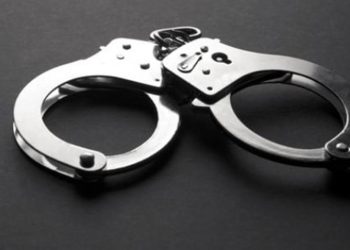 ठगेको आरोपमा एक जना पुरुष र दुई जना महिला पक्राउ 