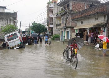 आज र भोलि विभिन्न जिल्लामा भारी वर्षा हुने सम्भावना