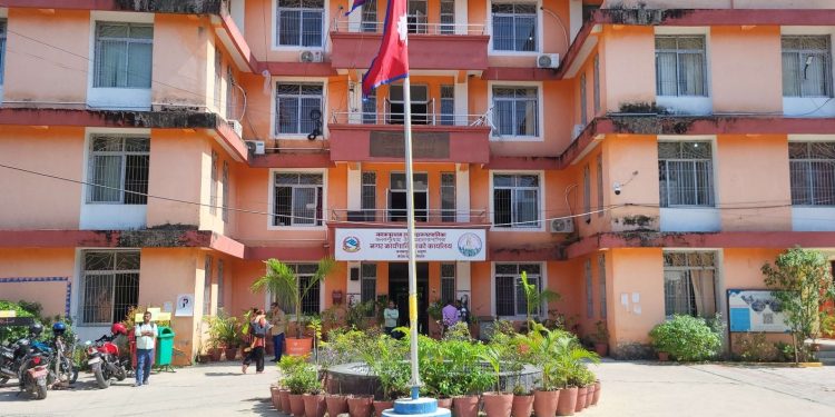 गर्मी बढ्दै गएपछि जनकपुरधामका विद्यालय २ दिन बन्द