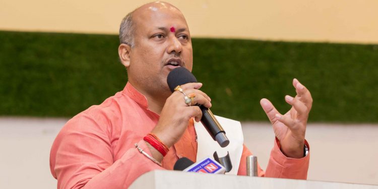 किसानको जीवनस्तर उकास्न प्रदेश सरकार प्रतिबद्ध छ : मुख्यमन्त्री सिंहल