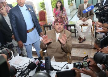 यो समय नेपाल र नेपालीका लागि प्रार्थना गर्ने समय हो : पूर्वराजा शाह