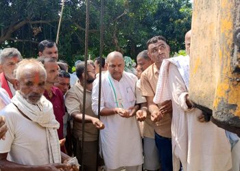 खडेरीका बीच मधेश प्रदेशमा डिप बोरिङ्गको जडान शुभारम्भ
