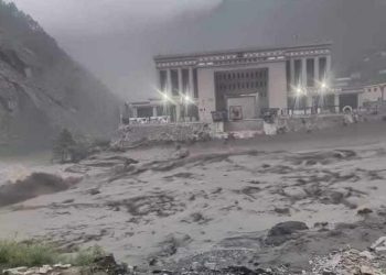 रसुवामा बाढीमा १८ जना बेपत्ता, ९ जनाको उद्धार