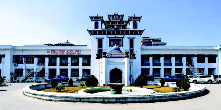रुपन्देही–३ : मतदाता नामावली अद्यावधिक गर्दै निर्वाचन आयोग