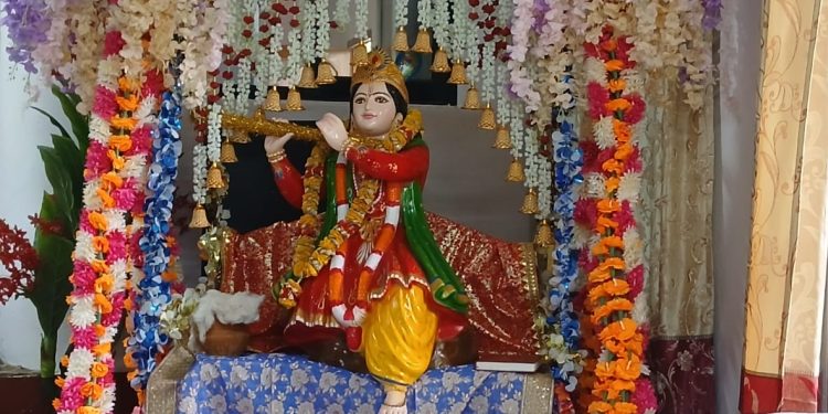 आज देशभर श्रीकृष्ण जन्माष्टमी पर्व मनाईँदै   