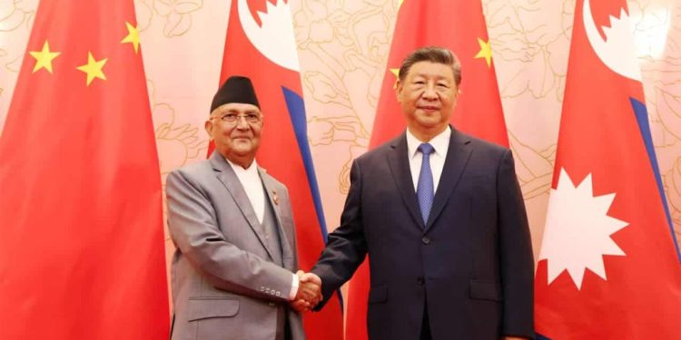 प्रधानमन्त्री ओली चीन भ्रमणमा, राष्ट्रपति सि चिनफिङसँग भेट