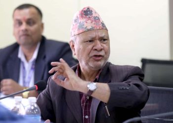 निजी विद्यालयले पूर्ण छात्रवृत्ति दिनुपर्ने : शिक्षामन्त्री