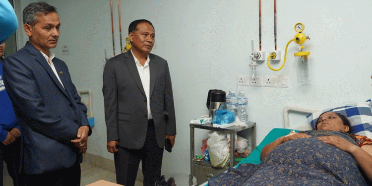 १६ अस्पतालमा ‘जेनजी क्लिनिक’ सञ्चालन, घाइतेलाई परिचयपत्र वितरण