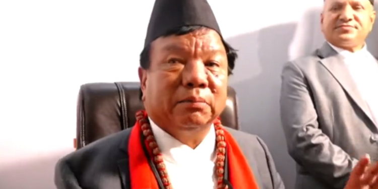 आजदेखि शिक्षामन्त्री महावीर पुन मन्त्रालयमै बस्ने