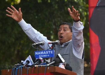 प्रचण्डलाई अध्यक्षबाट बिदा गरौँ : नारायणकाजी श्रेष्ठ