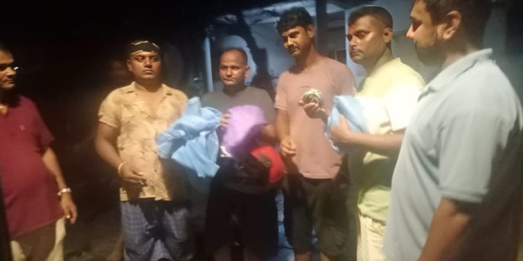 आन्दोलनको पश्चात् क्षमायाचना स्वरूप प्रहरीलाई सामग्री सहयोग