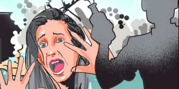 देवरले गरे भाउजूमाथि एसिड प्रहार